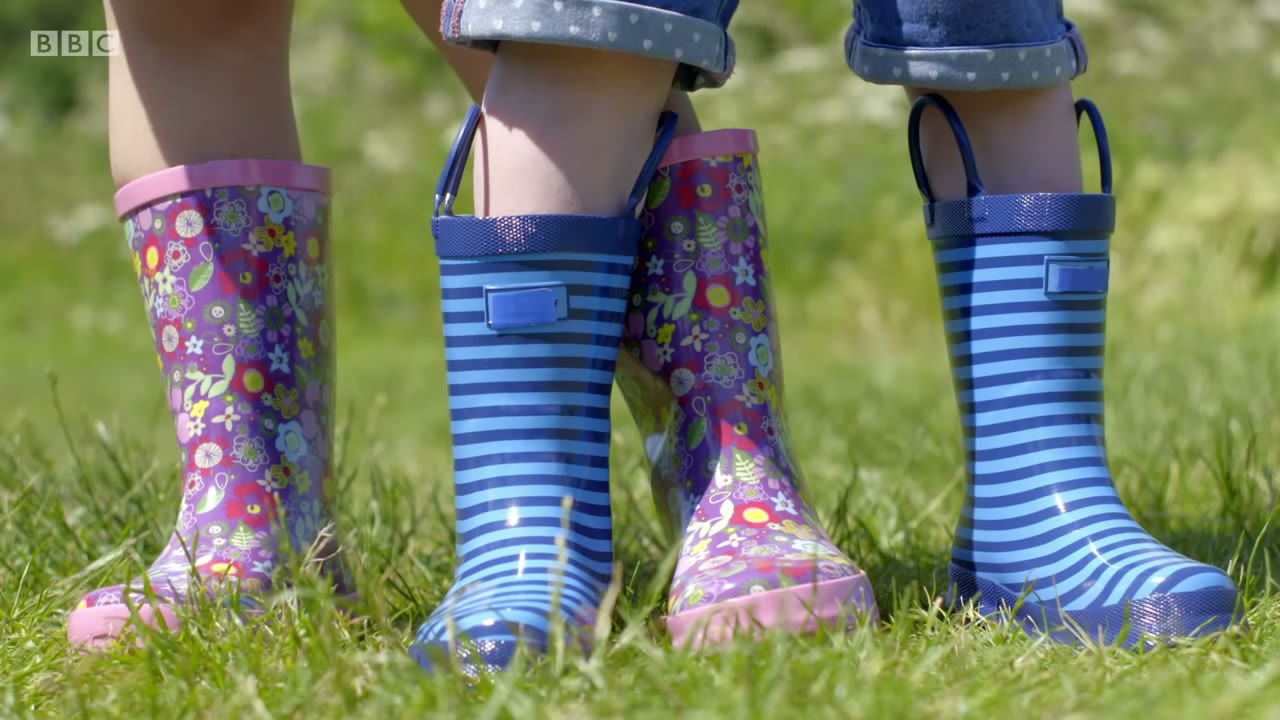 Muddle boots.